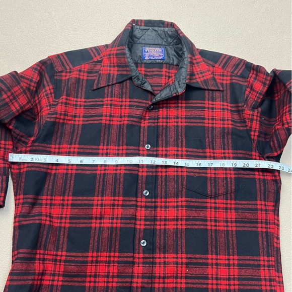Pendleton Shirt Mens Large Red Plaid Flannel Wool Board USA Vintage Flaw - Picture 3 of 11